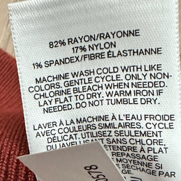 Express animal print sweater skirt set - Picture 4 of 8